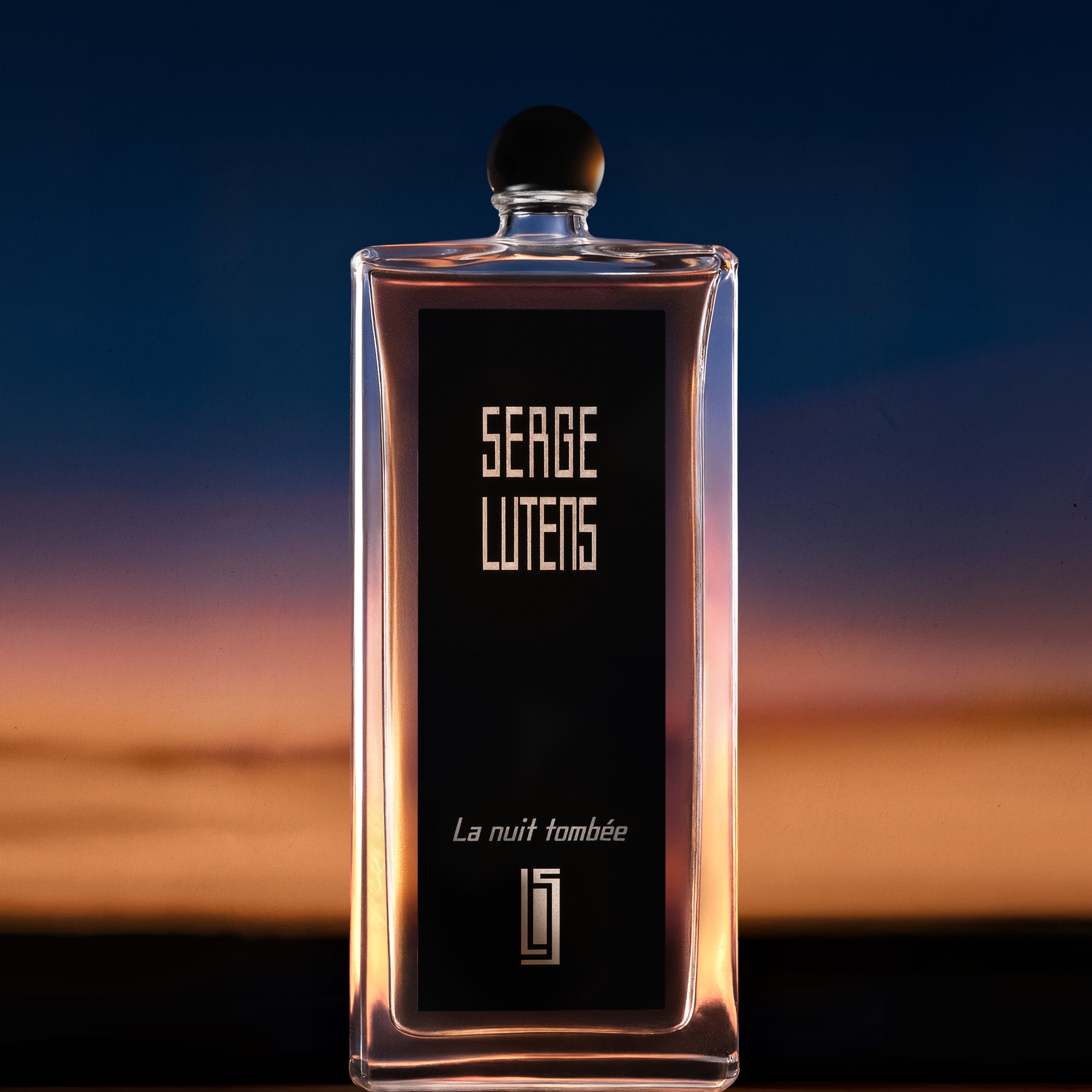 Écrin de fumée - Eau de Parfum | Serge Lutens – site officiel
